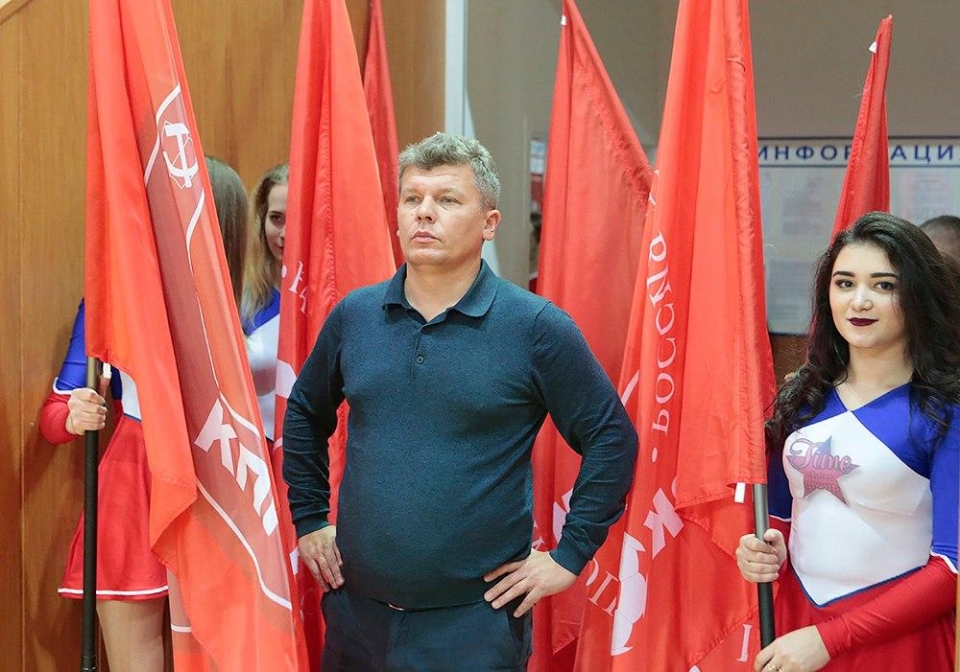 Аркадий белый мини футбол